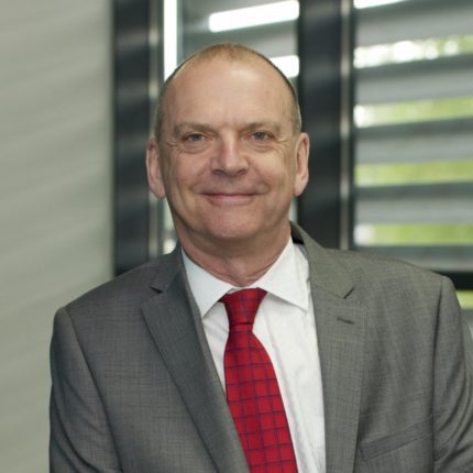 Geoff Layer